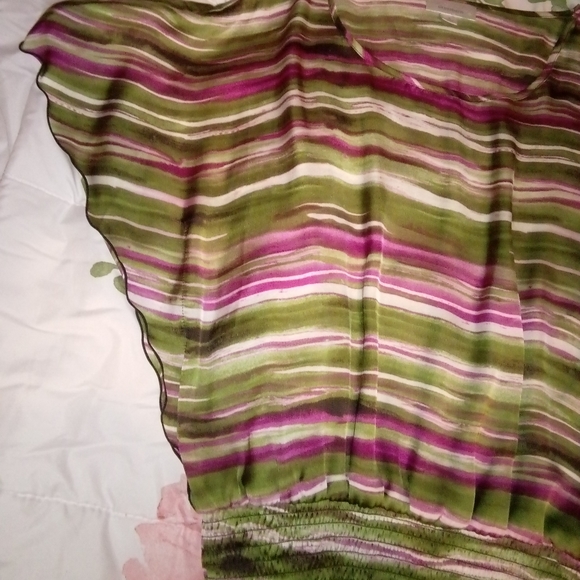 Woman's Dress Shirt - Picture 2 of 4